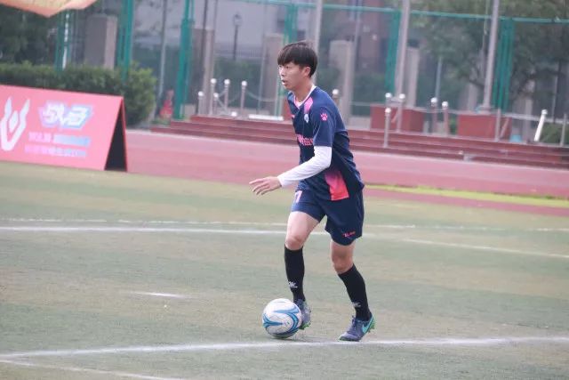 中网正赛第4日郑钦文取开门红 袁悦韦思佳出局